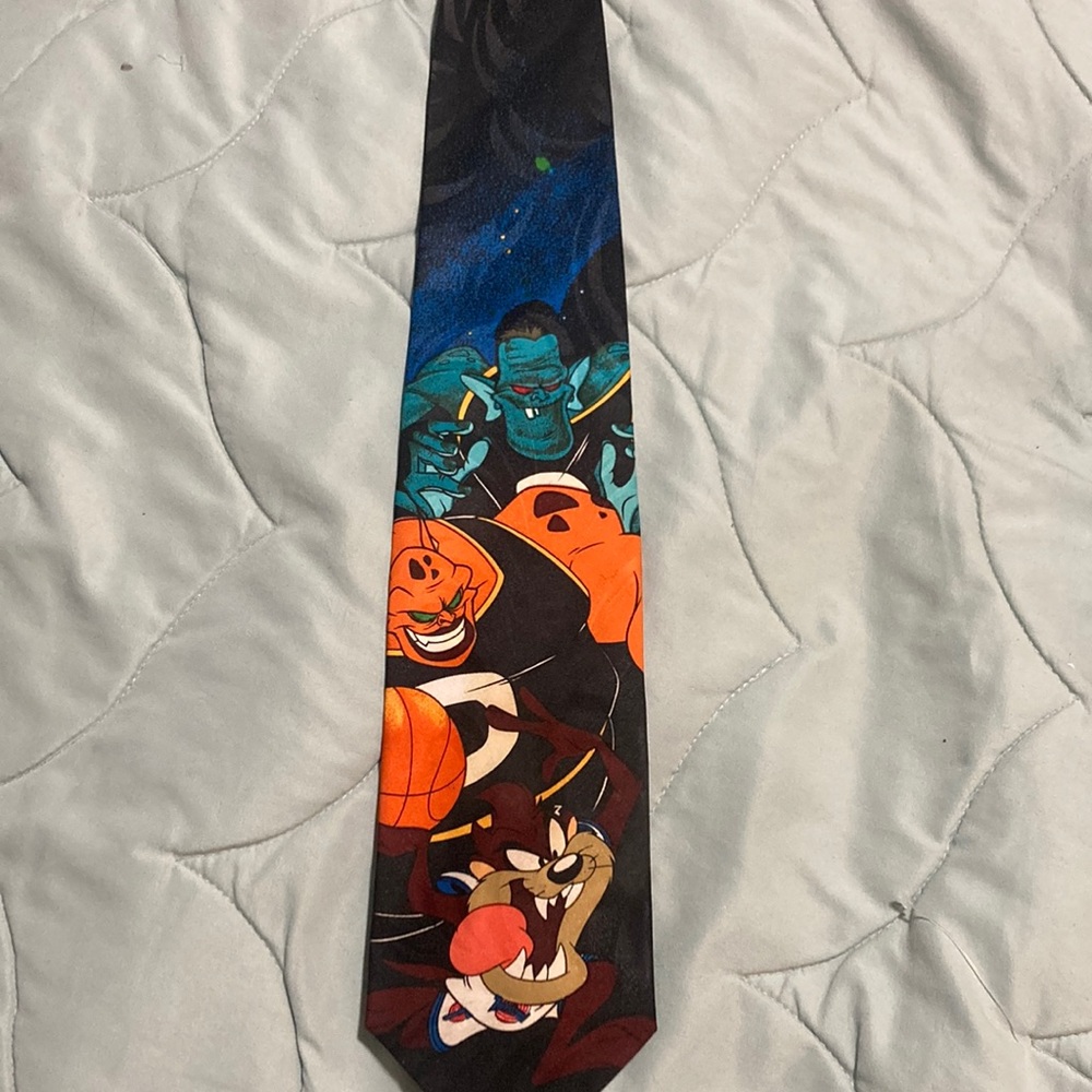 Space Jam tie